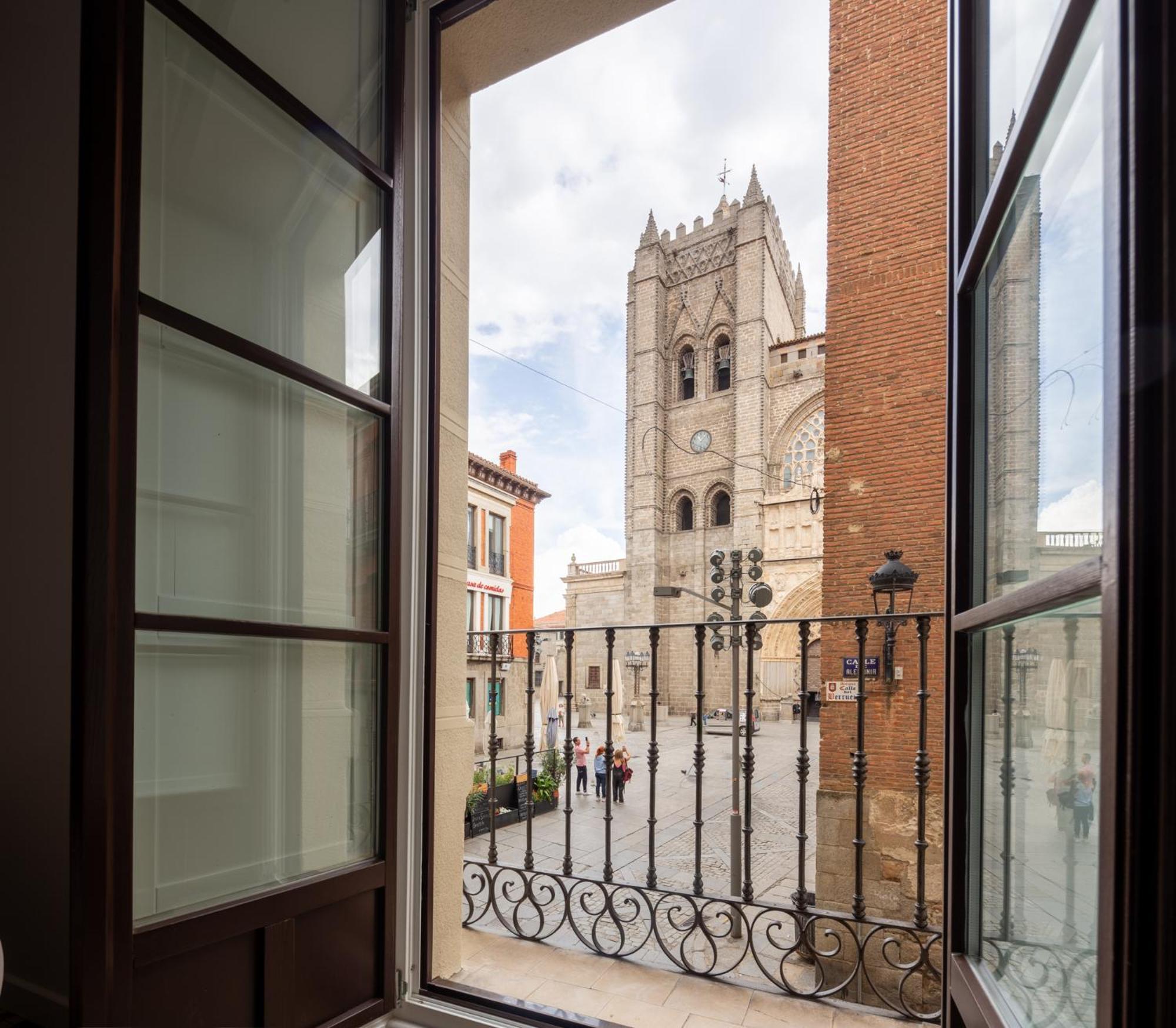 Apartamento Primis Catedral Homes Ávila Eksteriør billede